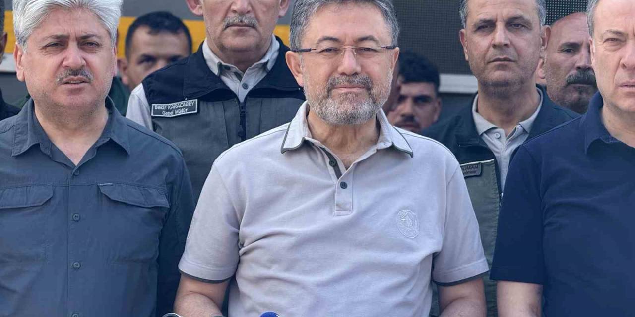 Bakan Yumaklı Açıkladı: "Yangının Şu An İtibariyle Büyük Ölçüde Kontrol Altına Alındığını Söylemek İstiyorum"