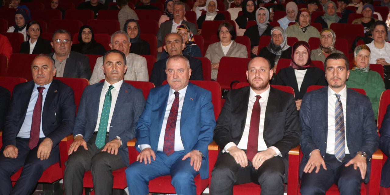 AK Parti Genel Başkan Yardımcısı Büyükgümüş, Rize'de konuştu