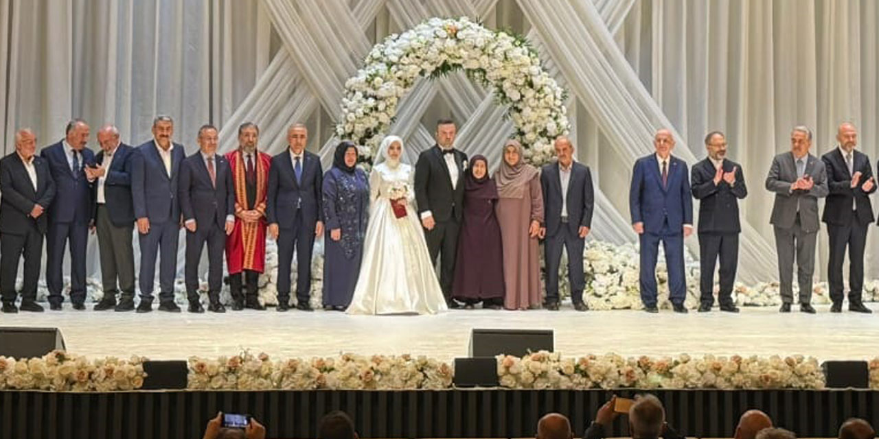 YÖK Üyesi Karaman’ın Oğlu Evlendi