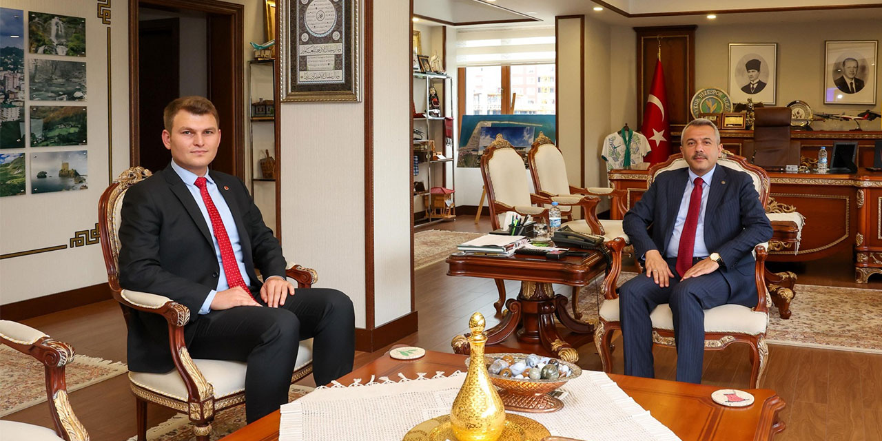 Fındıklı Kaymakamı Aydoğdu Görevine Başladı