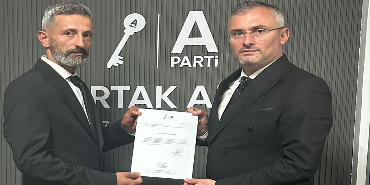 Anahtar Parti’de Güneysu’ya “Aşık” Başkan