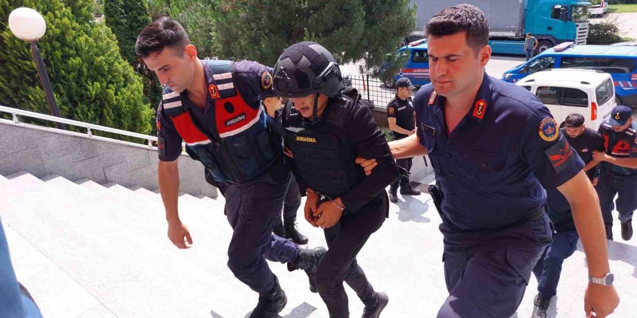 ’muhtarlık Seçimi Husumeti’ Cinayetinde 2 Kardeşi Öldüren Şahsa 50 Yıl Hapis