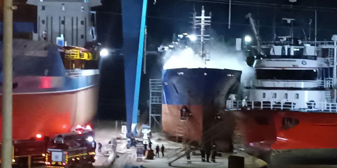 Ordu'da tersanedeki gemide yangın