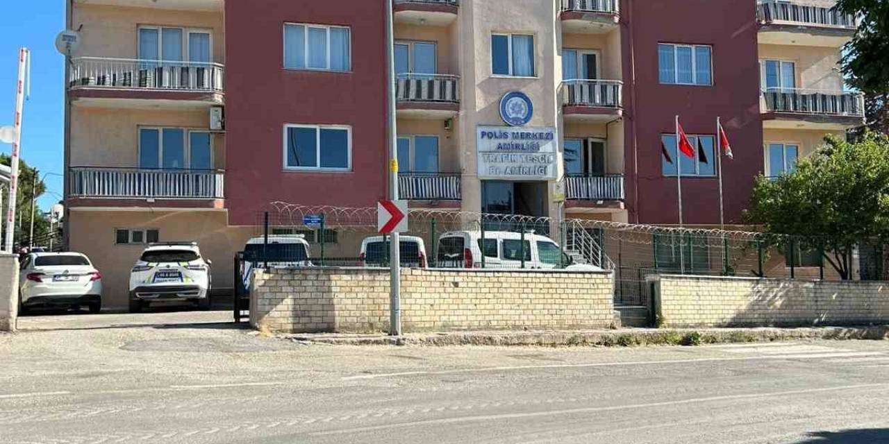 Demirci’de Uyuşturucu Operasyonunda 6 Kişi Tutuklandı