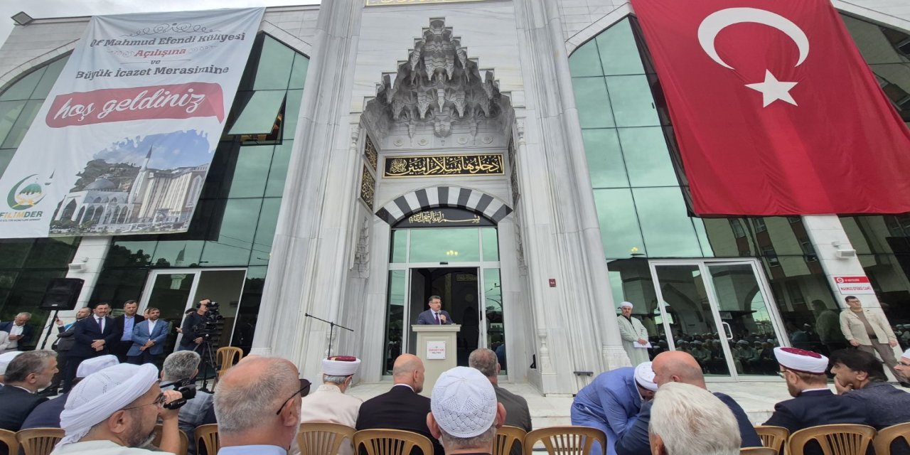 Başkan Genç: “Bu Eser Sadece Bir Yapı Değil, İlim ve Hikmetin Yuvasıdır” Of’ta Mahmud Efendi Külliyesi Açıldı