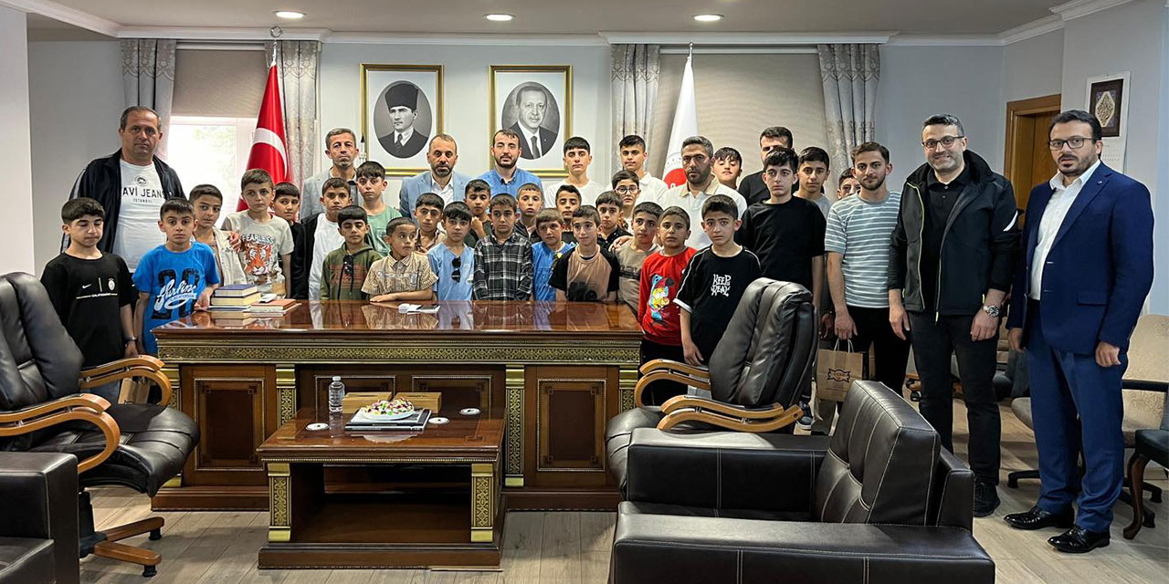 Hakkari Ahmed-i Hani Kur'an Kursu Öğrencilerinden Rize'ye Anlamlı Ziyaret