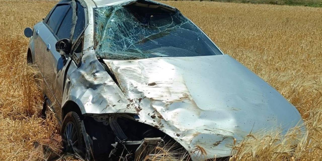 Takla Atan Otomobilde 4 Kişi Yaralandı