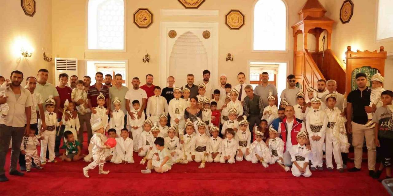 Aydın’da Toplu Sünnet Şöleni Yapıldı