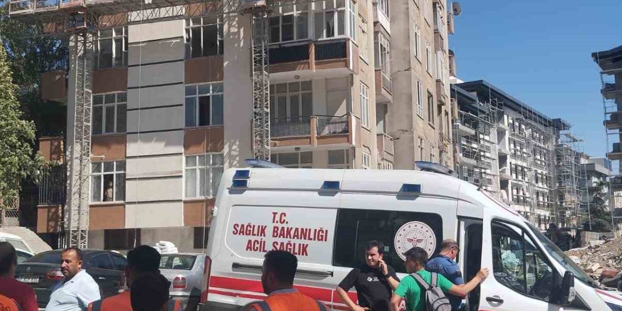 Kahramanmaraş’ta İnşaattan Atılan Molozlar Çocukların Üzerine Düştü: 3 Yaralı