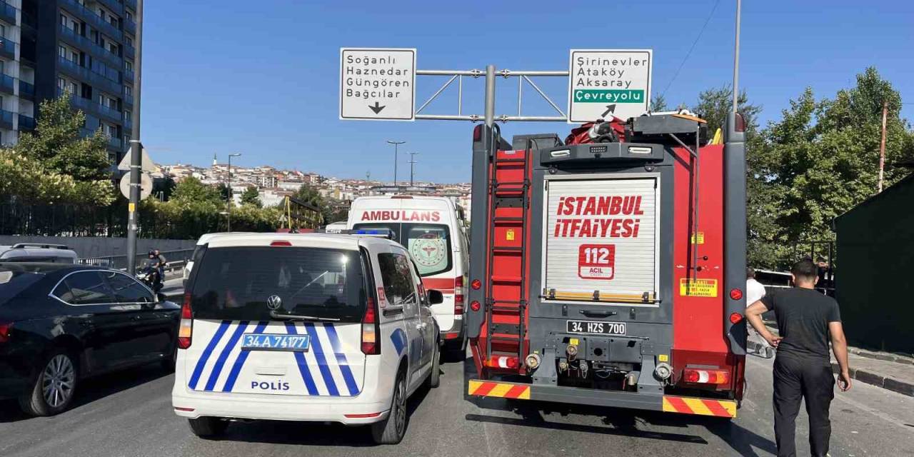 Araca Yaslanarak Arkadaşıyla Konuşan Şahsa Otomobil Çarptı