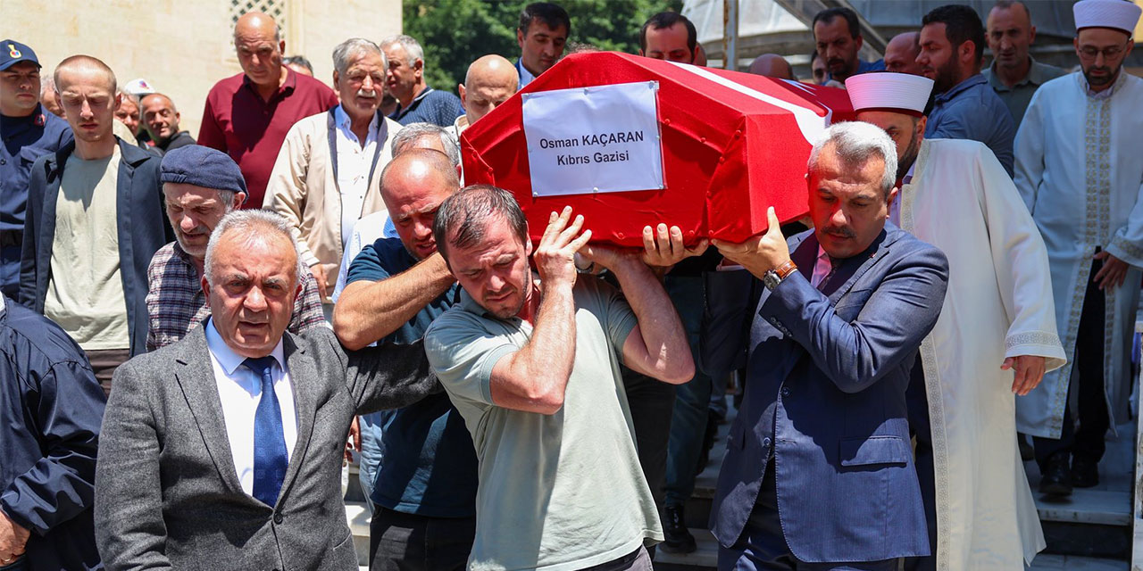 Kıbrıs Gazisi Osman Kaçaran Rize'de Son Yolculuğuna Uğurlandı
