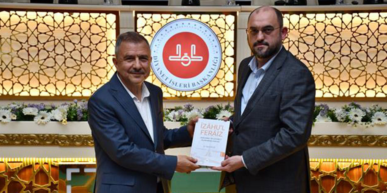 Dr. Ulvi Ata'dan Rize'de Evlilik Üzerine Konferans: "Ailede Ülfet Varsa, Dünya Cennet Olur"