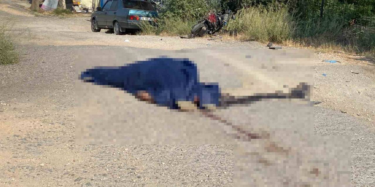 Tofaş’la Çarpışıp İkiye Katlanan Motosikletin Sürücüsü Hayatını Kaybetti