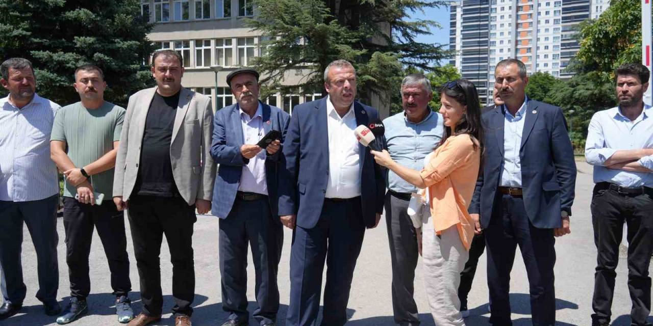Çiftçilerden Dsi İsyanı: "Patlayan Borularımız Yapılmıyor"