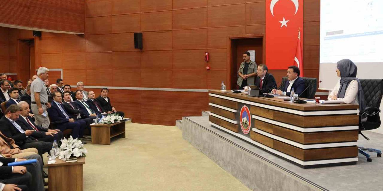 İl Koordinasyon Kurulu Vali Çiçek Başkanlığında Toplandı