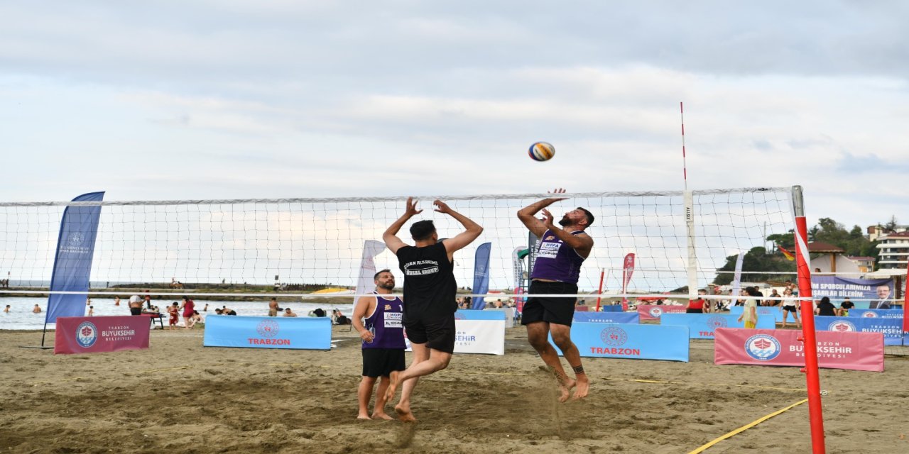 Trabzon Yalıncak Plajı, Plaj Voleybolunun Merkezi Oluyor