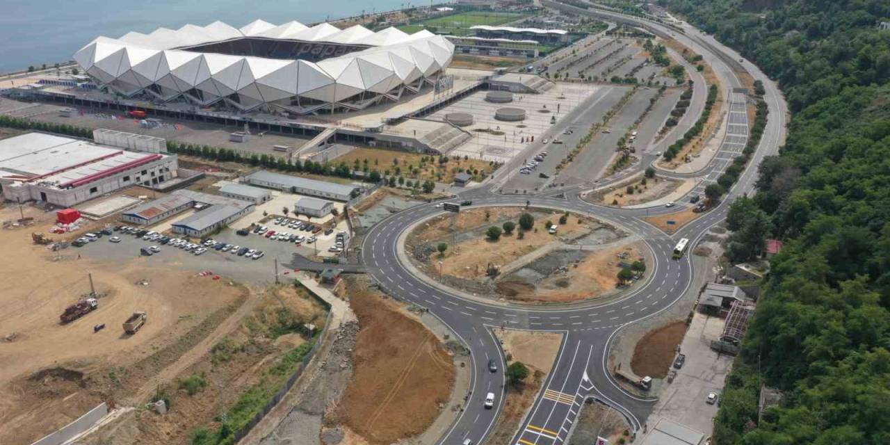 Trabzon Şehir Hastanesi Kavşağı Trafiğe Açıldı