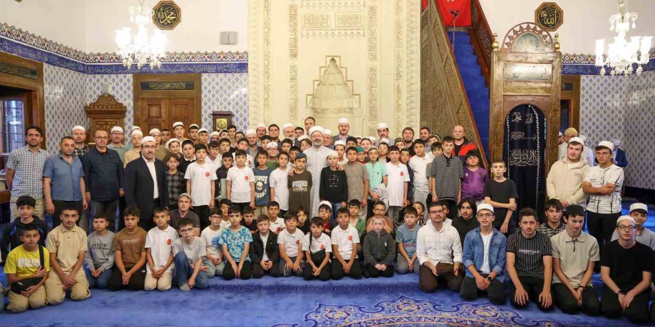 90 Bin Camide Şehitler İçin Dua Edildi