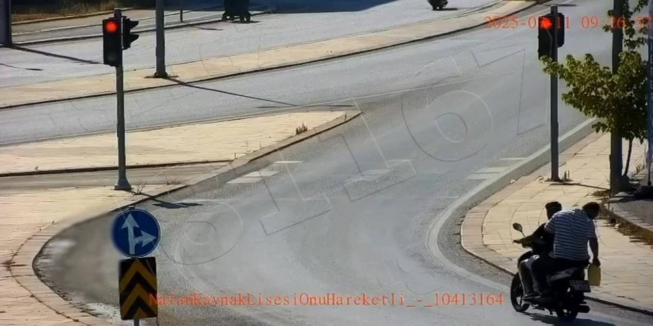 Plakayı Kapatıp Kırmızı Işıkta Geçen Sürücüye 7 Bin Lira Ceza Kesildi