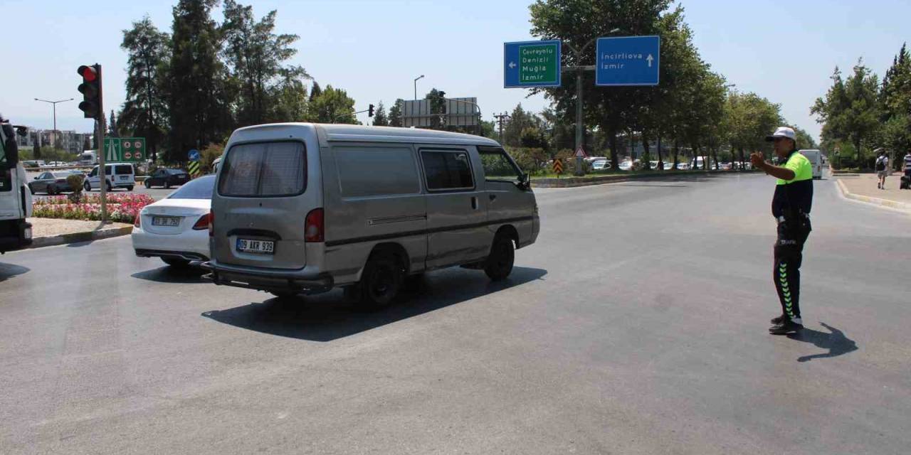 Yangın Sonrası Otoban Girişinde Araç Yoğunluğu Oluştu