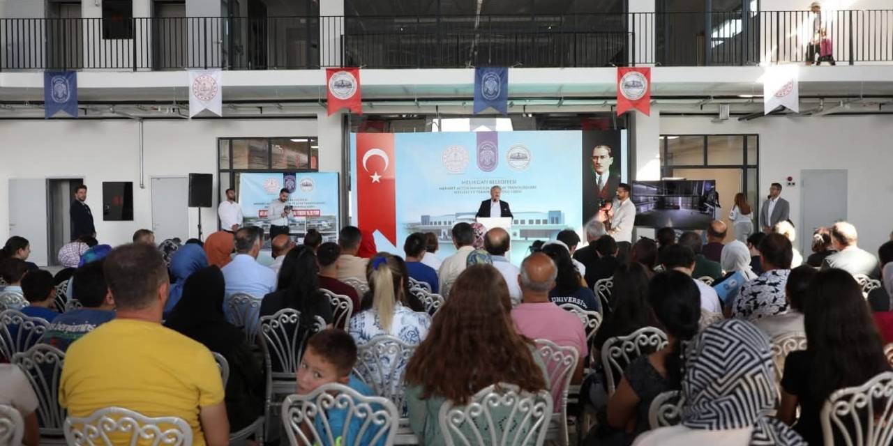 Başkan Palancıoğlu’nun Gerçek Olan Hayali Havacılık Lisesi Öğrenci Ve Velilere Tanıtıldı