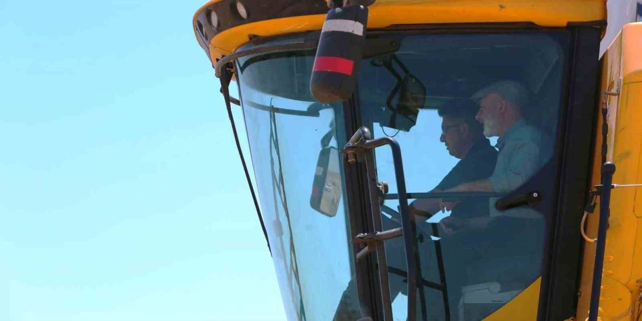 Başkan Çolakbayrakdar: "Projemizle, Türkiye’nin Tarımsal Kalkınma Modeli Köylerimizde Filizleniyor"