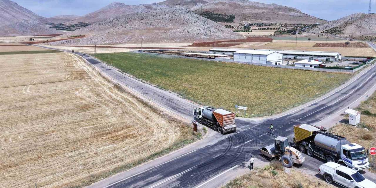 Kahramanmaraş’ın Elbistan Yolları Büyükşehir Belediyesince Yenileniyor
