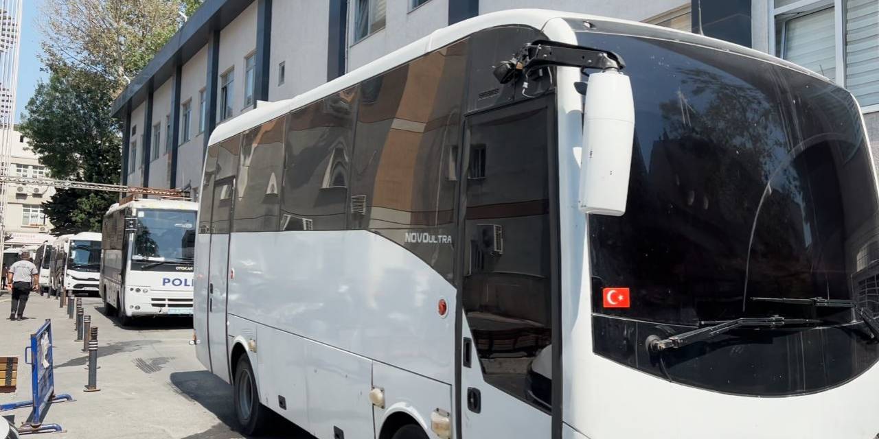 Fetö’nün Güncel Yapılanmasında Gözaltına Alınan 51 Şüpheli Adliyeye Sevk Edildi