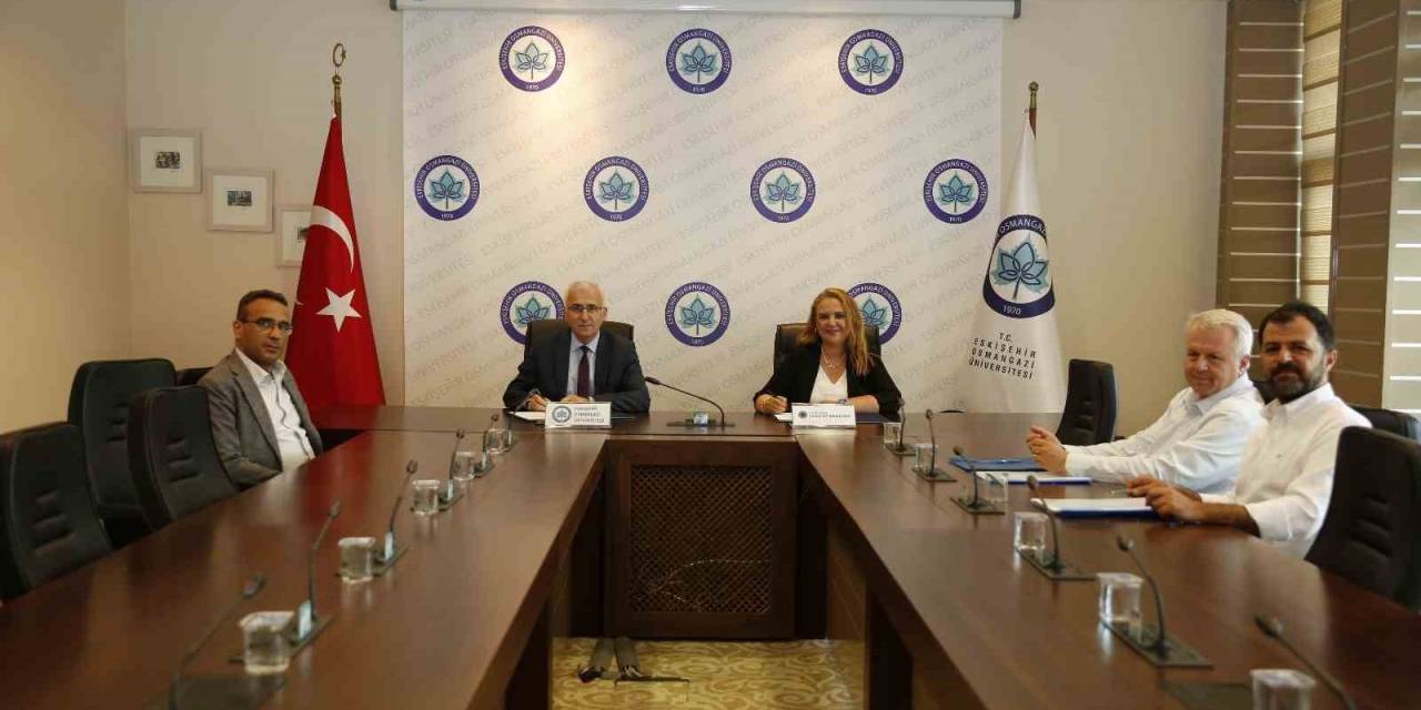 Esogü, Oxford Sınavları Uygulama Merkezi Oldu