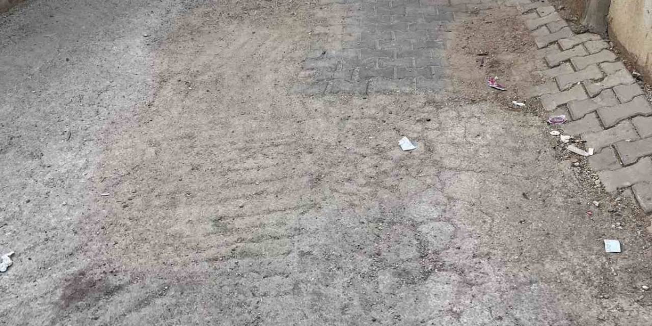 Mardin’de Yapılmayan Bozuk Cadde Vatandaşları Çileden Çıkardı