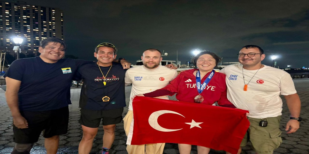 Sinem Serinkan, Manhattan 20 Bridges Swim parkurunda Türkiye’yi temsil etti