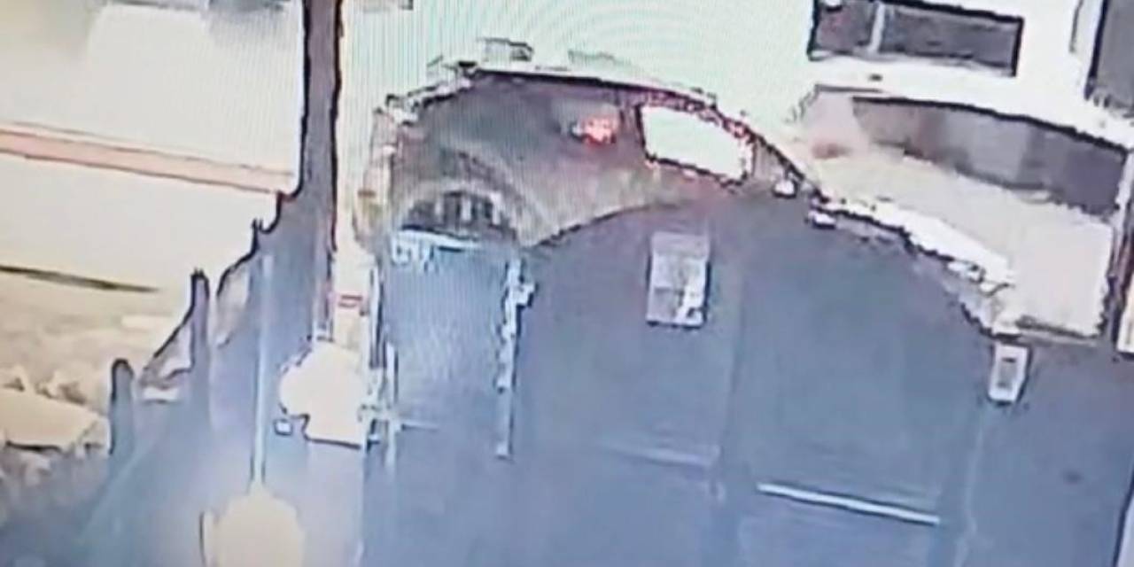 Elazığ’da Pikap Otomobille Çarpıştı: 3 Yaralı