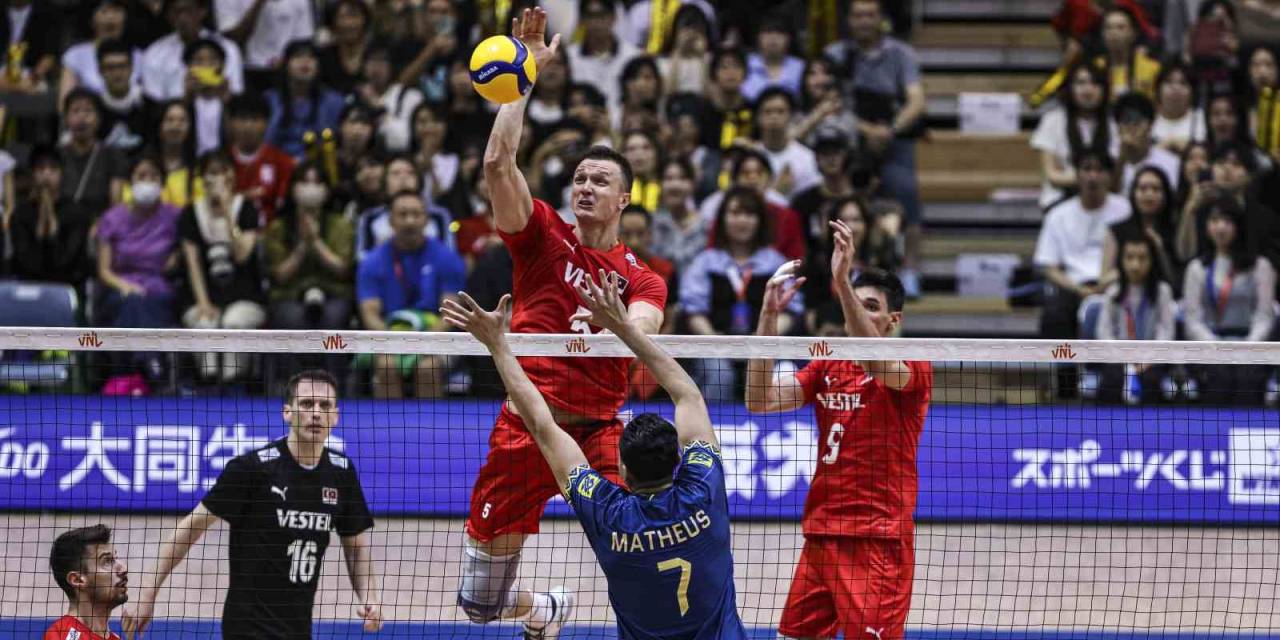 A Milli Erkek Voleybol Takımı, Brezilya’ya 3-1 Kaybetti