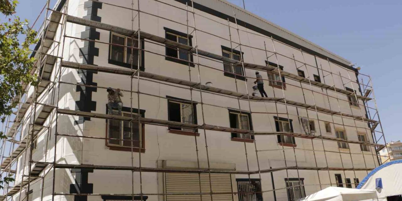 Diyarbakır Annelerinin Simgesi Eski Hdp İl Binasında Tadilat Başladı