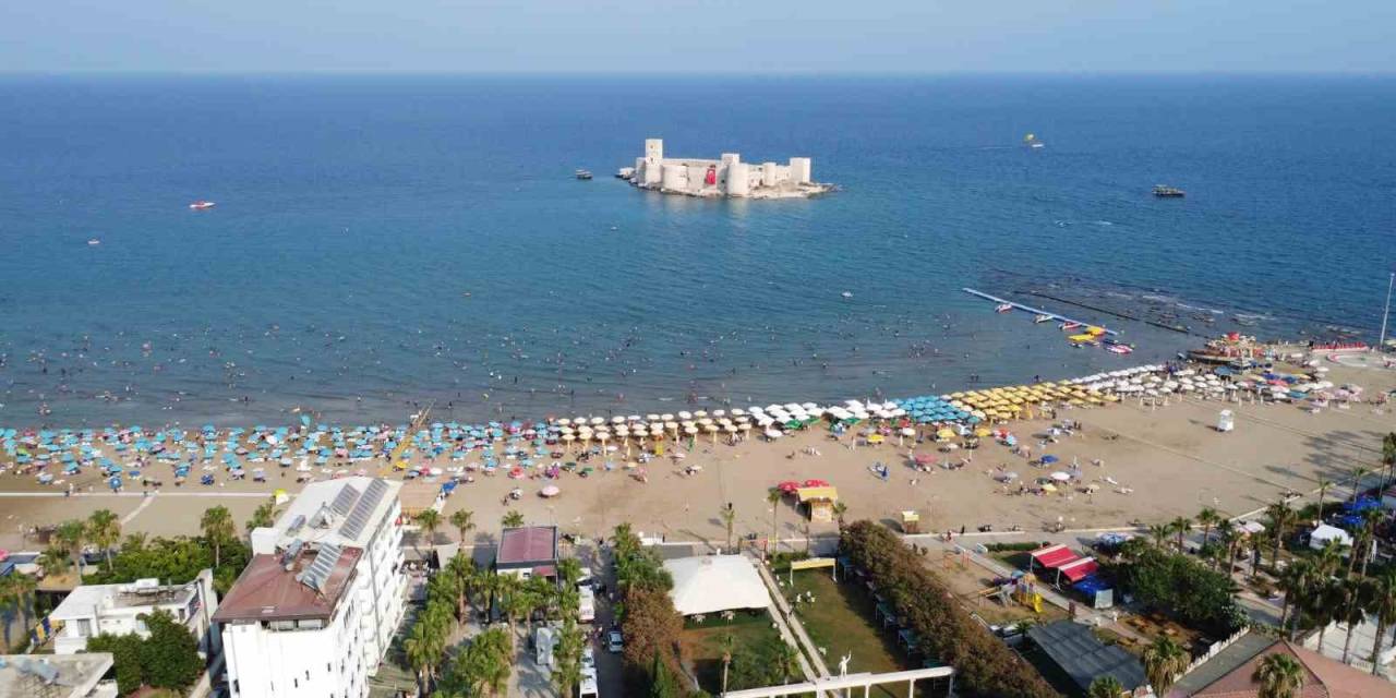 Sıcak Ve Nem Arttı, Sahillerde Yoğunluk Başladı