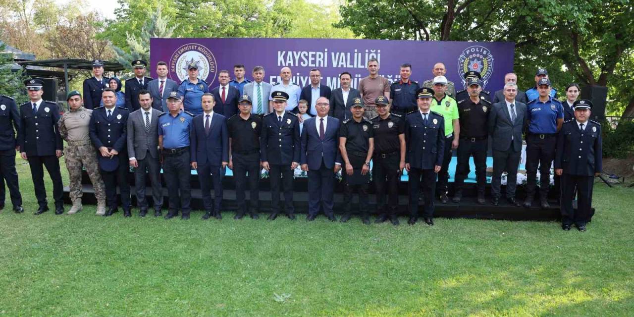 Vali Çicek, Rütbe Terfi Ve Ödül Töreni’ne Katıldı