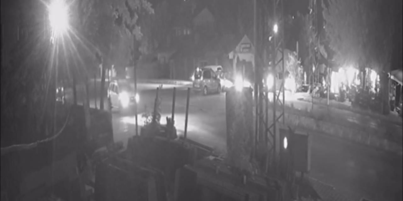 Van’da Üç Aracın Karıştığı Kazanın Kamera Görüntüleri Ortaya Çıktı