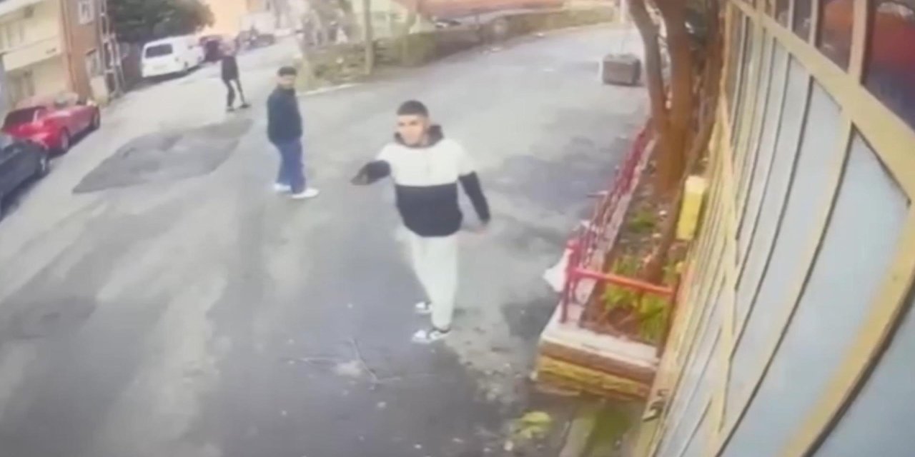 Sarıyer'de kuaförde başına çizik atan arkadaşına ateş etti; o anlar kamerada