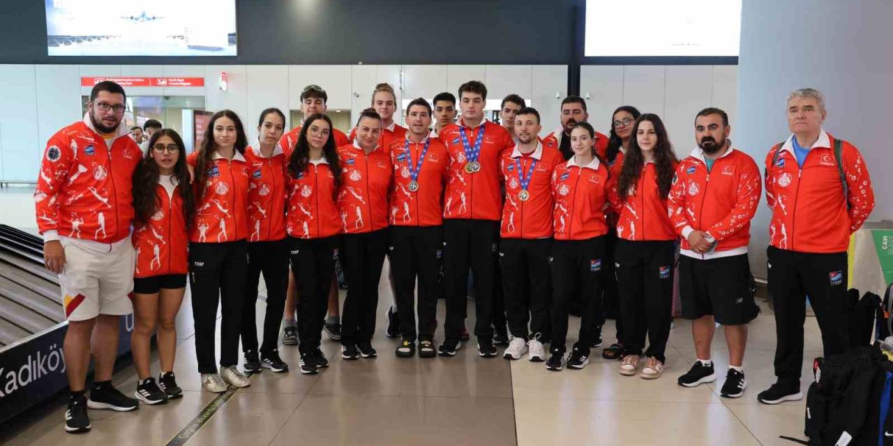 Paletli Yüzme Büyükler Milli Takımı, Yurda Döndü