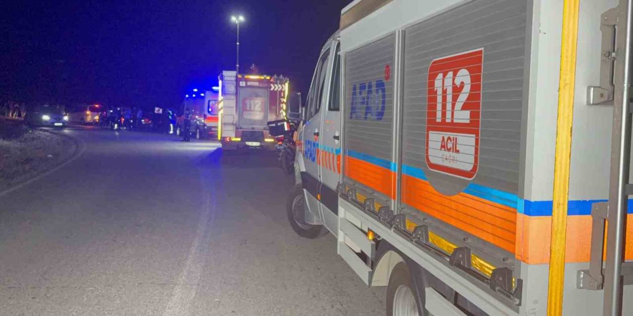 Motosiklet Kazasında 35 Metrelik Uçuruma Yuvarlanan Sürücü Ağır Yaralandı