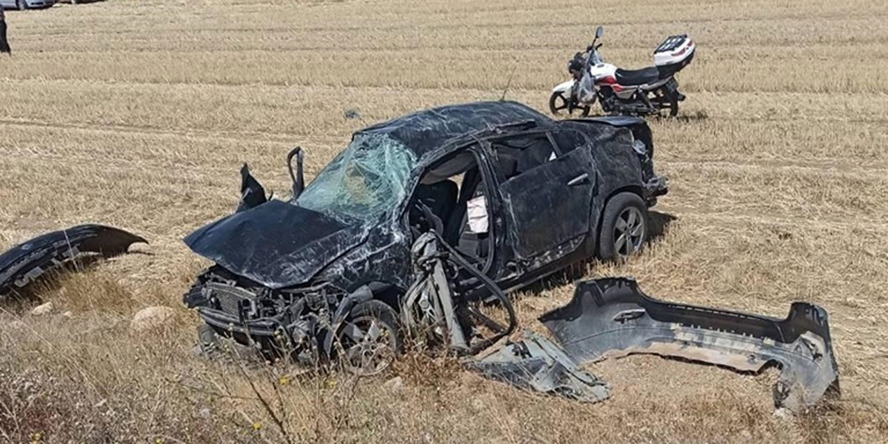 Yenifakılı Belediye Başkanı Musa Sarıaslan trafik kazasında hayatını kaybetti