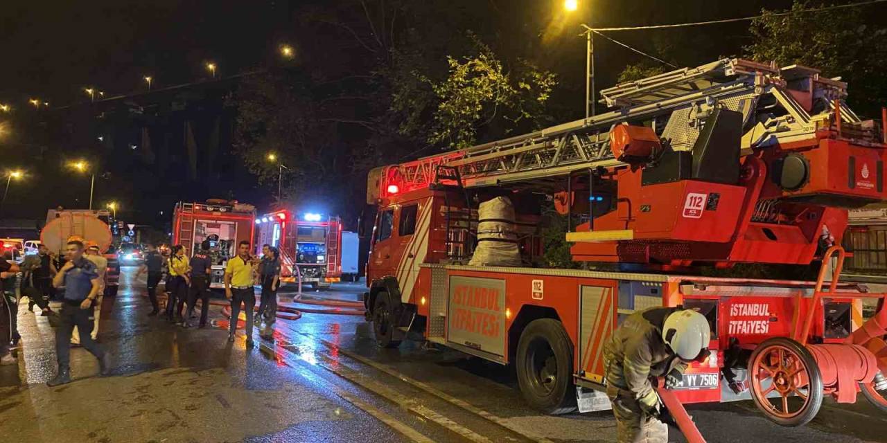 Beykoz’da Ağaçlık Alanda Çıkan Yangın Söndürüldü