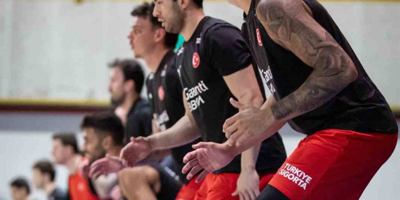 A Milli Erkek Basketbol Takımı Hazırlıklara Başladı