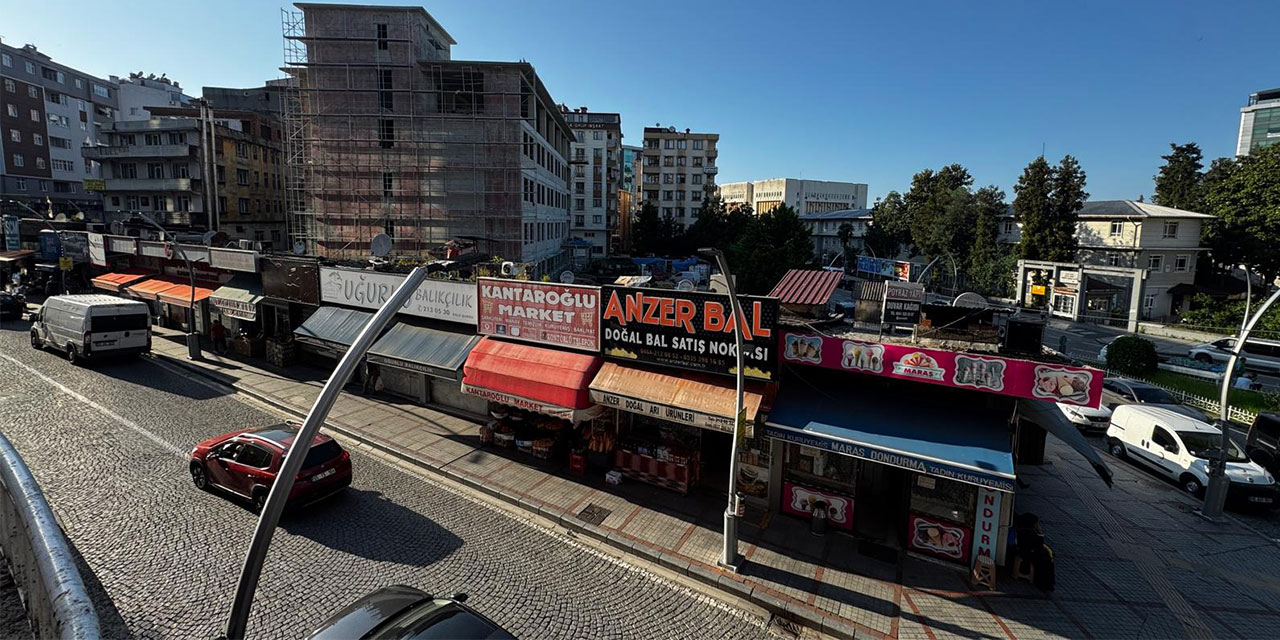 Rize Güney Çevre Yolu Projesi İçin 100. Yıl Mağazaları Yıkıldı