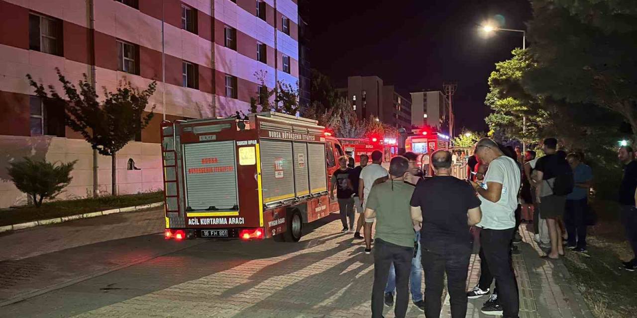 Bursa’da Öğrenci Yurdunda Çıkan Yangın Söndürüldü