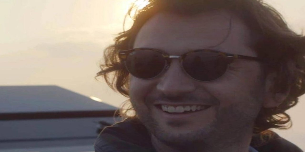 Yalova'dan Bozcaada'ya gitmek için açıldığı teknesi parçalanmış halde bulunan iş insanı aranıyor