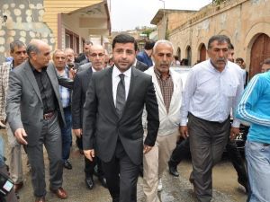 Hdp Eş Genel Başkanı Selahattin Demirtaş: