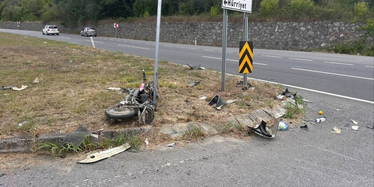 D-650’de Otomobil İle Elektrikli Bisiklet Çarpıştı: 1 Ölü