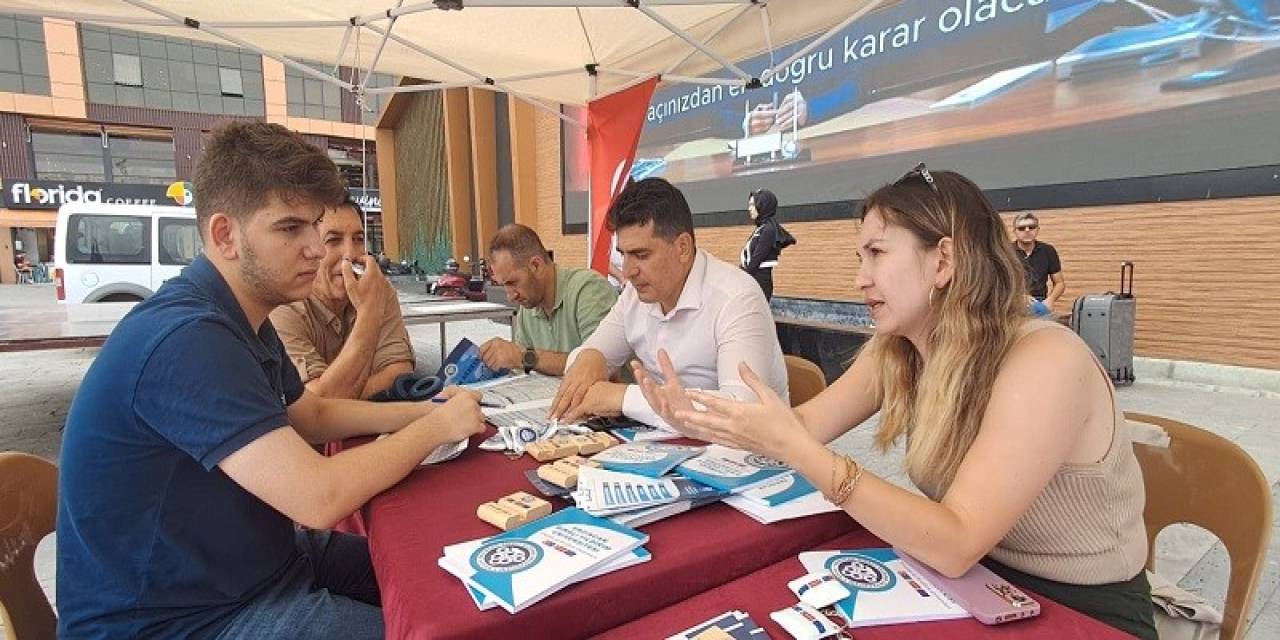 "Üniversite Tercih Danışmanlığı" Etkinliği Düzenlendi