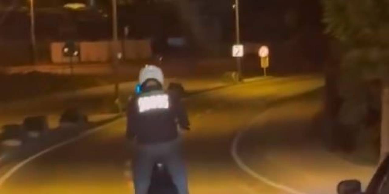 Arnavutköy’de Motosikletle Tehlikeli Hareketler Yapan Sürücüye 3 Bin 160 Tl Ceza
